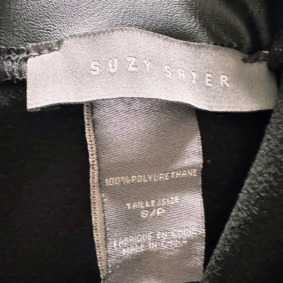 Suzy Shier Pleather Pants Size Small. - Picture 2 of 3
